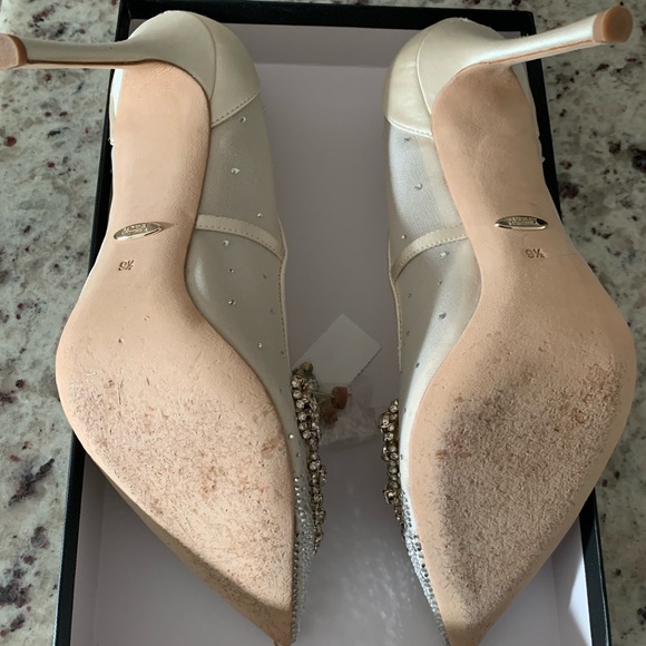 Badgley Mischka Quintana Crystal & Mesh High-Heel Pumps Size 9.5 - Picture 9 of 16